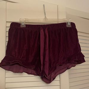 Victoria Secret Women’s purple velvet shorts Size M